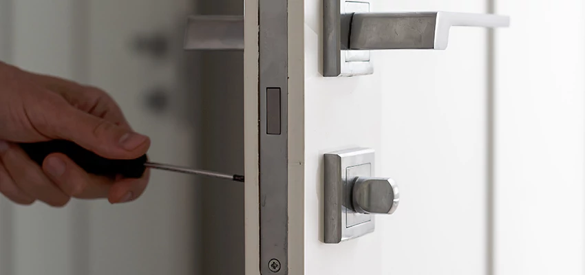 Key Programming Locksmith Open Now in Batavia, Illinois